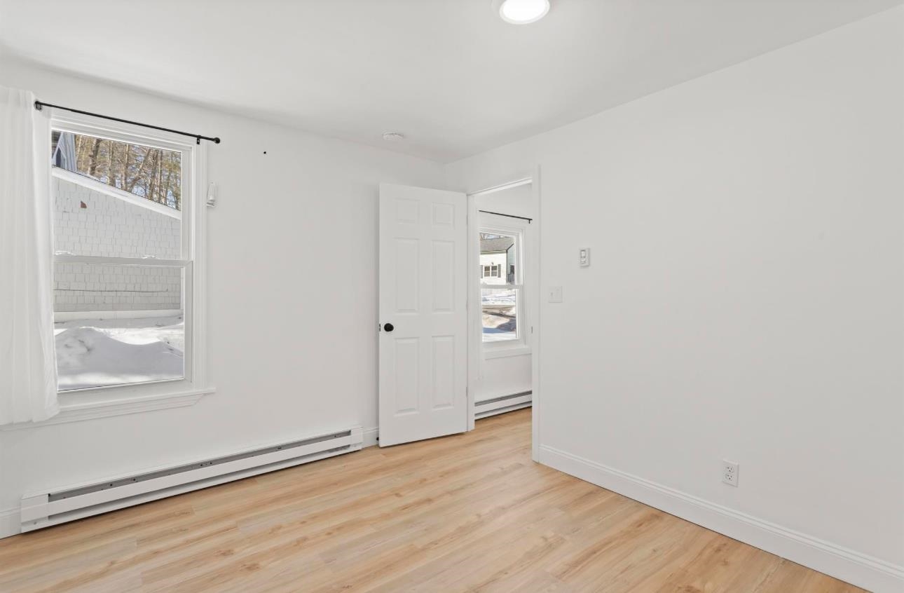 70 Broadway Amherst, NH 03031 - Photo 15 of 16