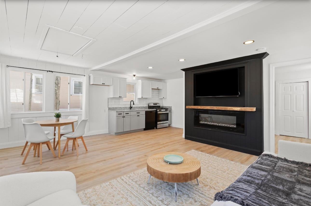 70 Broadway Amherst, NH 03031 - Photo 7 of 16