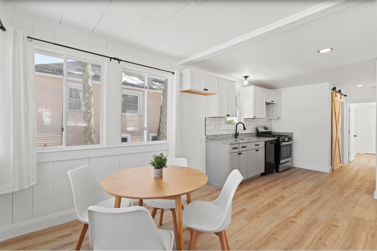 70 Broadway Amherst, NH 03031 - Photo 10 of 16