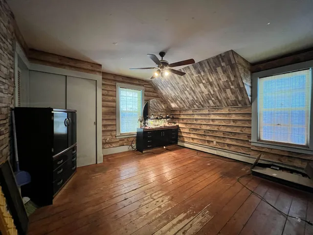 $250,000 | 120 South Main Street, Newport, NH 03773