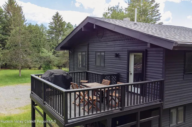 $635,000 | 47 Cherokee Drive, Hillsdale, NY 12529