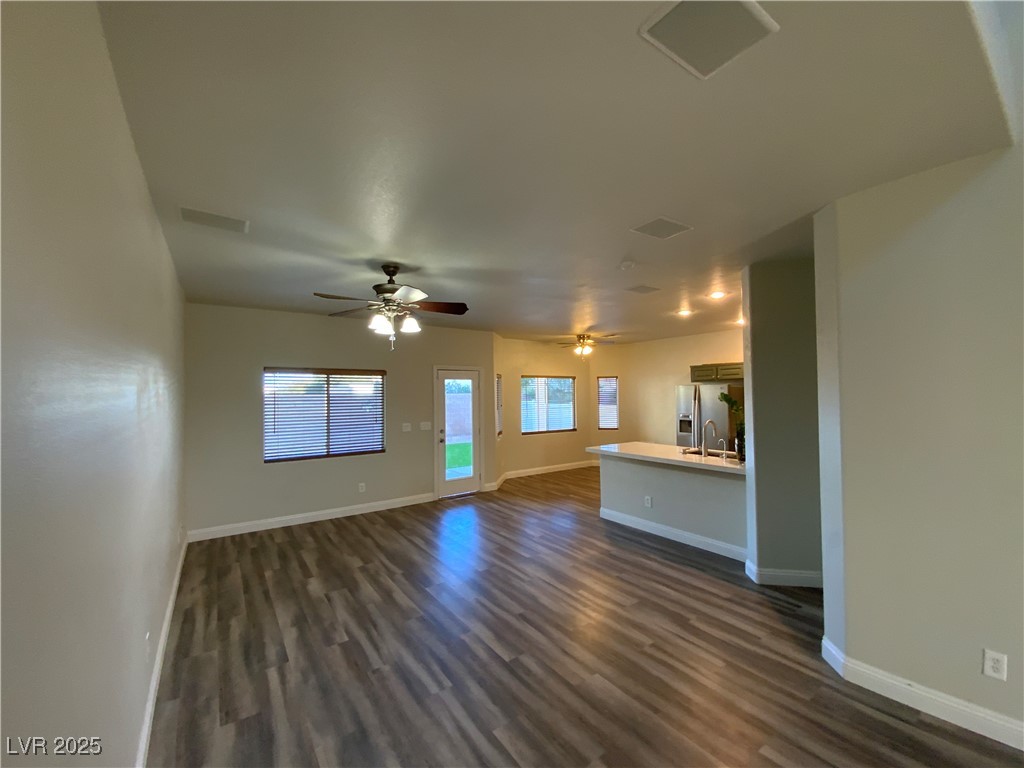 9308 Lakefront Color Street Las Vegas, NV 89178 - Photo 6 of 30