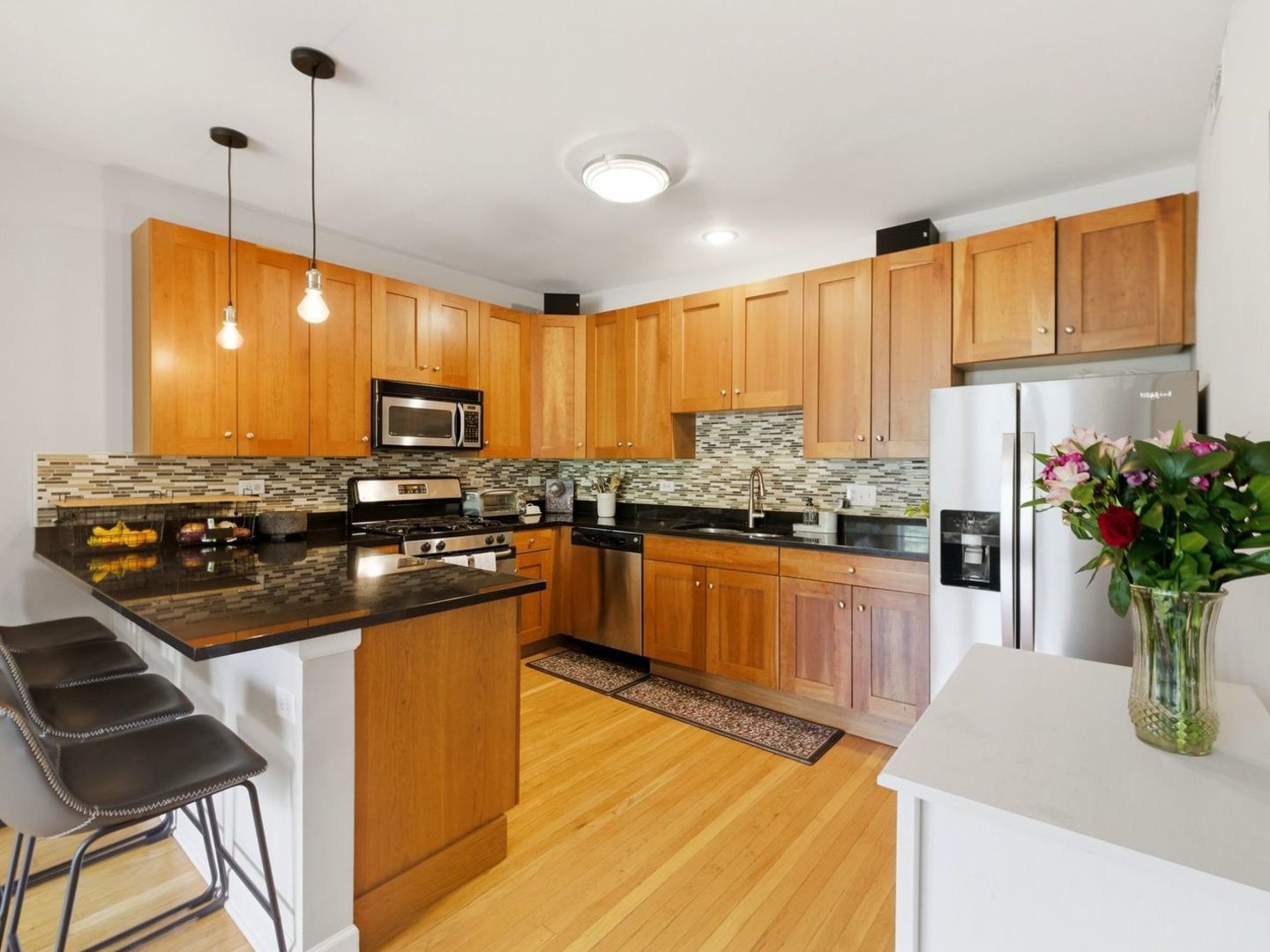 622 Judson Avenue, Unit 2 Evanston, IL 60202 - Photo 8 of 17