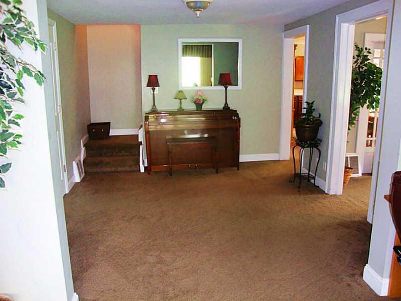 282 McMurray Road Upper St. Clair, PA 15241 - Photo 11 of 25 Entry/Foyer. Large foyer is currently being used as an office & music room.