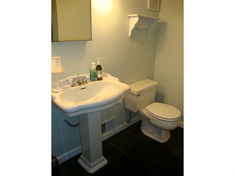 282 McMurray Road Upper St. Clair, PA 15241 - Photo 12 of 25 Full Bath. Lower level full bath is equipped with a shower.