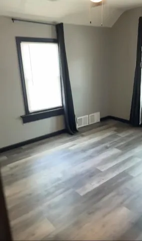 $289,900 | 1322 South Broadway, Green Bay, WI 54304