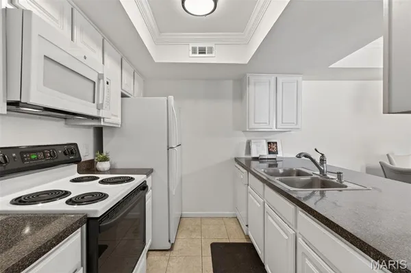 $169,900 | 530 Nirk Avenue, Unit F, St. Louis, MO 63122