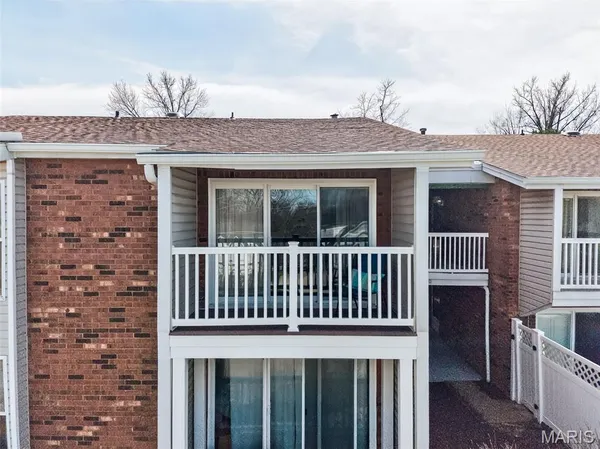 $169,900 | 530 Nirk Avenue, Unit F, St. Louis, MO 63122