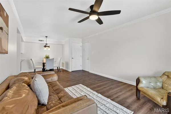 $169,900 | 530 Nirk Avenue, Unit F, St. Louis, MO 63122