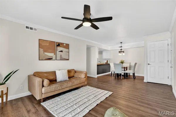 $169,900 | 530 Nirk Avenue, Unit F, St. Louis, MO 63122