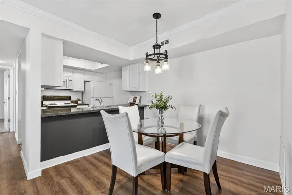 $169,900 | 530 Nirk Avenue, Unit F, St. Louis, MO 63122