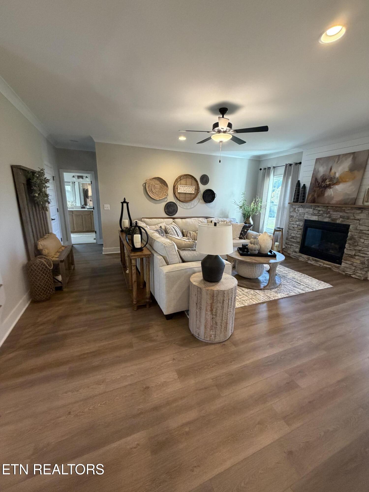 100 Kingberry Street, Unit LOT 1Q Oak Ridge, TN 37830 - Photo 7 of 43 IMG_1697