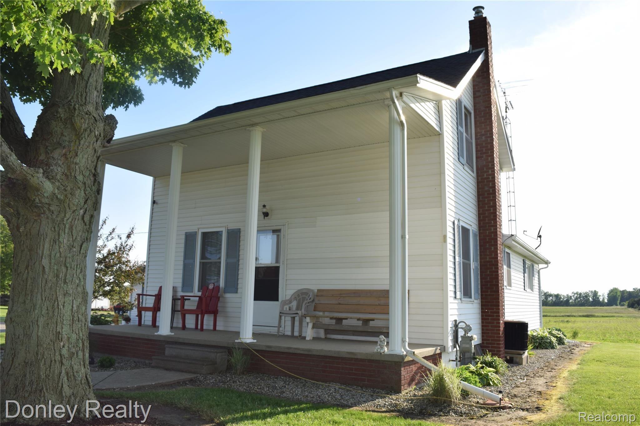 1370 South Van Dyke Road Decker, MI 48426 - Photo 3 of 40 DSC_2676.JPG