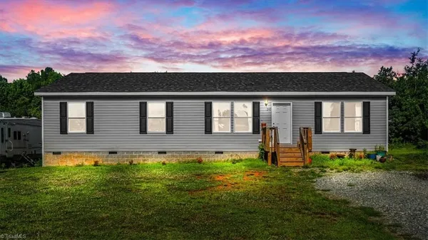 $265,000 | 243 Blue Rose Lane, Lexington, NC 27295