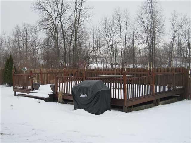 1026 Pine Ridge Way Brownsburg, IN 46112 - Photo 3 of 17 Gallery Image 3
