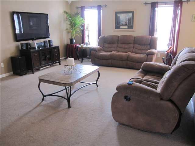 1026 Pine Ridge Way Brownsburg, IN 46112 - Photo 5 of 17 Gallery Image 5