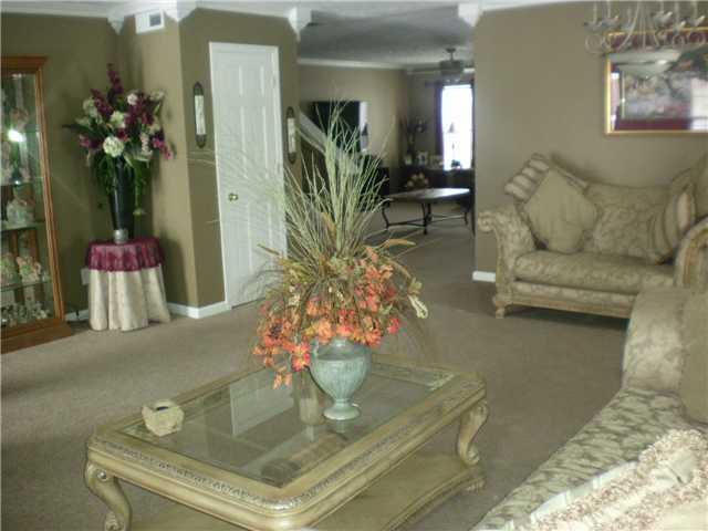 1026 Pine Ridge Way Brownsburg, IN 46112 - Photo 8 of 17 Gallery Image 8
