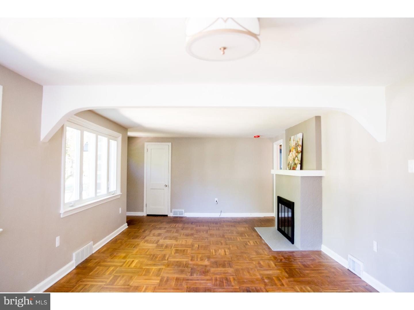 334 St James Road West Chester, PA 19380 - Photo 2 of 24 Living Room