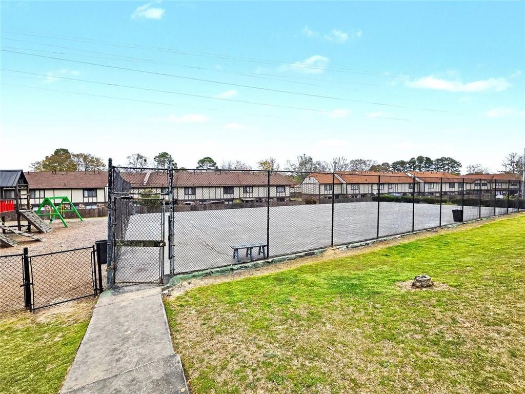 1816 Ashborough Road Southeast, Unit C Marietta, GA 30067 - Photo 30 of 32