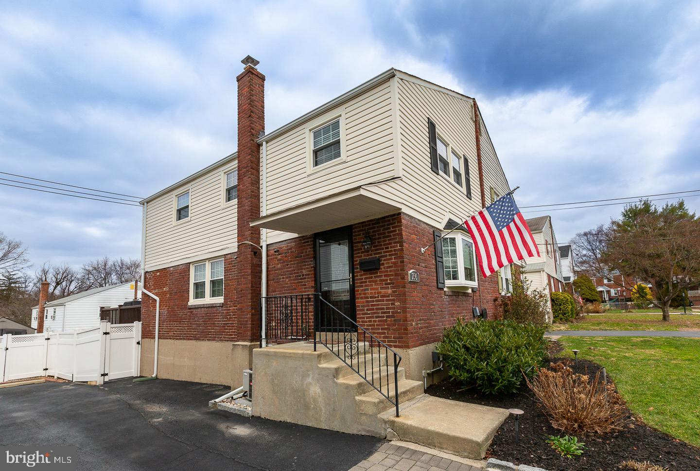 756 Oakview Road Ardmore, PA 19003 - Photo 1 of 35 Gallery Image 1