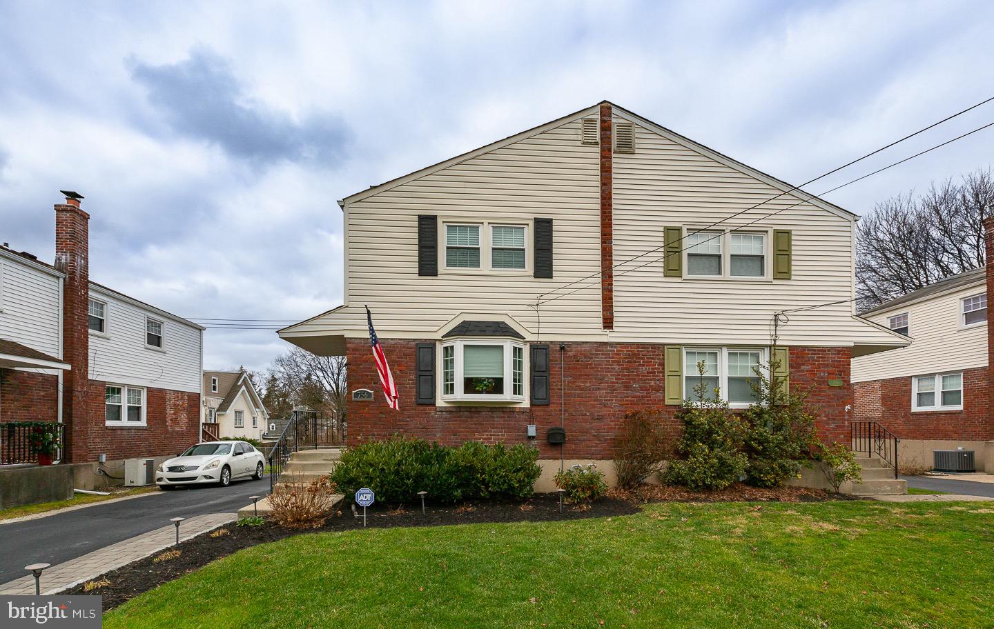 756 Oakview Road Ardmore, PA 19003 - Photo 3 of 35 Gallery Image 3