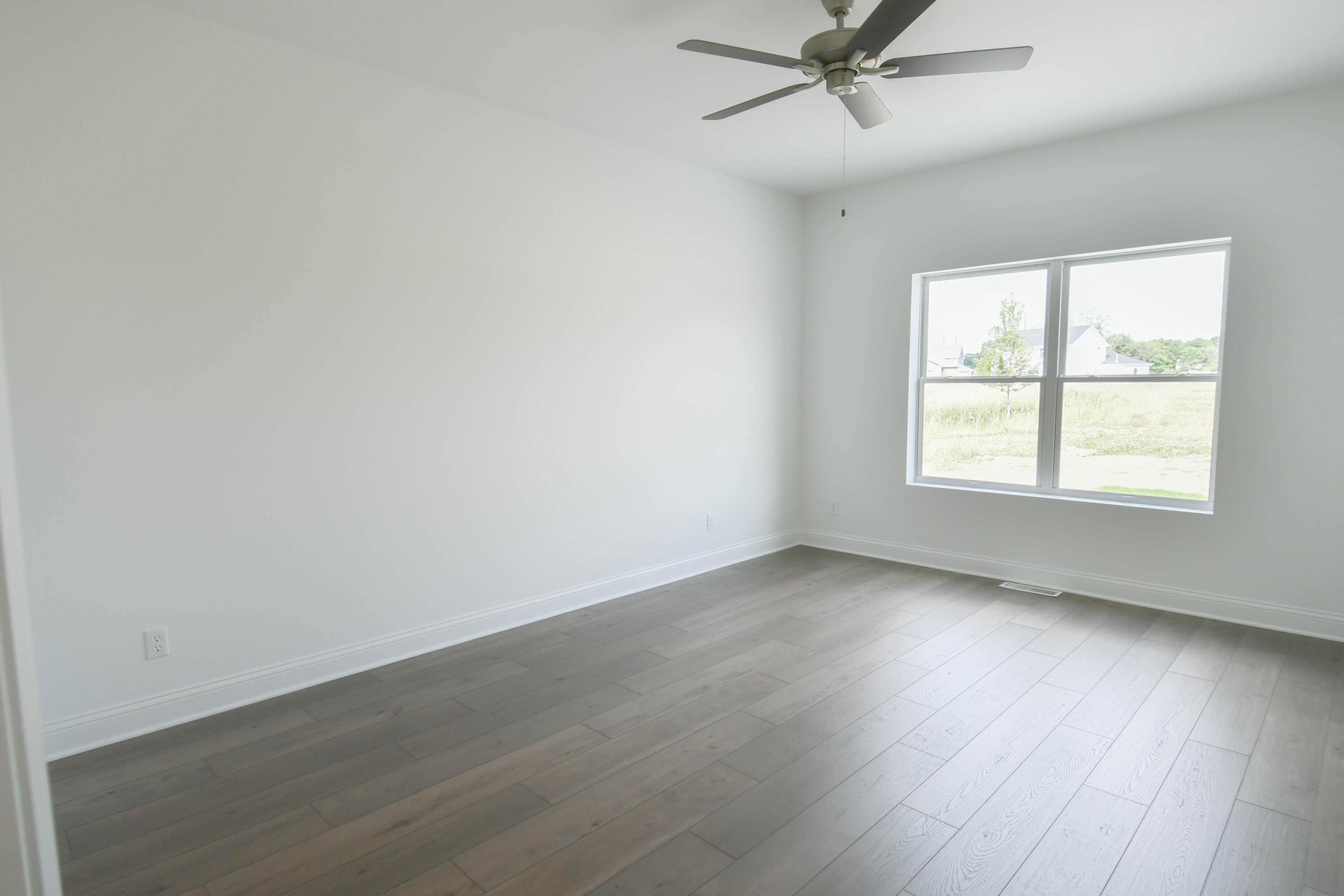 1664 Forest Ridge Drive Valparaiso, IN 46385 - Photo 17 of 23 3000x2000