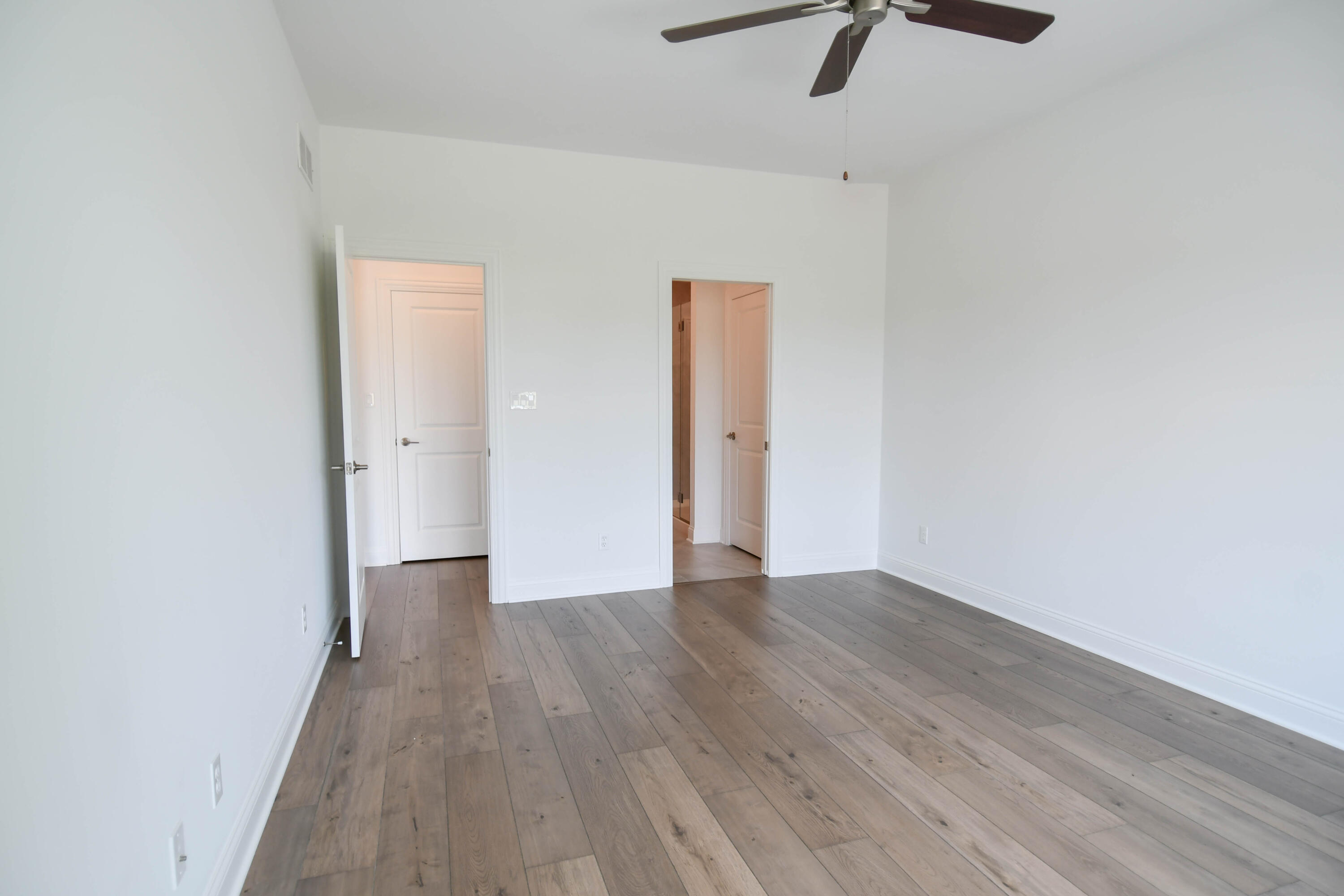 1664 Forest Ridge Drive Valparaiso, IN 46385 - Photo 18 of 23 3000x2000