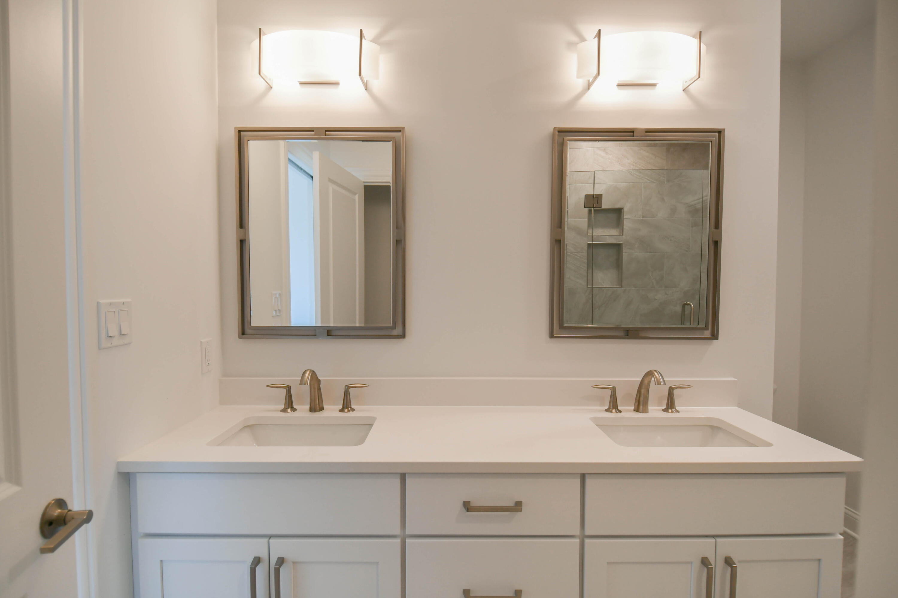 1664 Forest Ridge Drive Valparaiso, IN 46385 - Photo 19 of 23 3000x1999