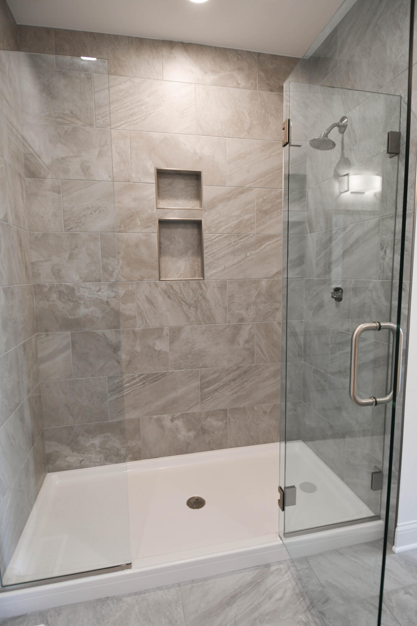 1664 Forest Ridge Drive Valparaiso, IN 46385 - Photo 20 of 23 1333x2000