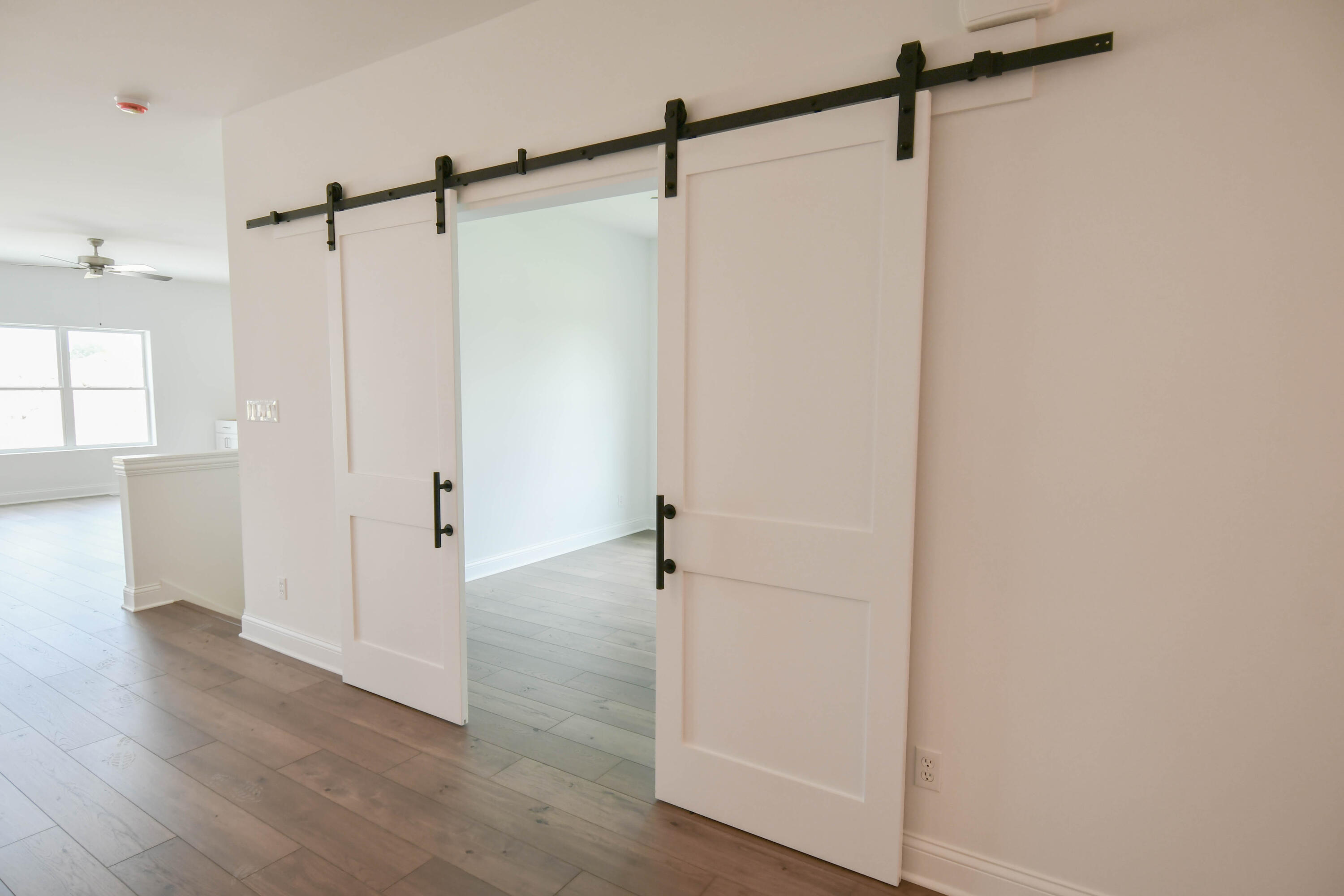 1664 Forest Ridge Drive Valparaiso, IN 46385 - Photo 8 of 23 3000x2000