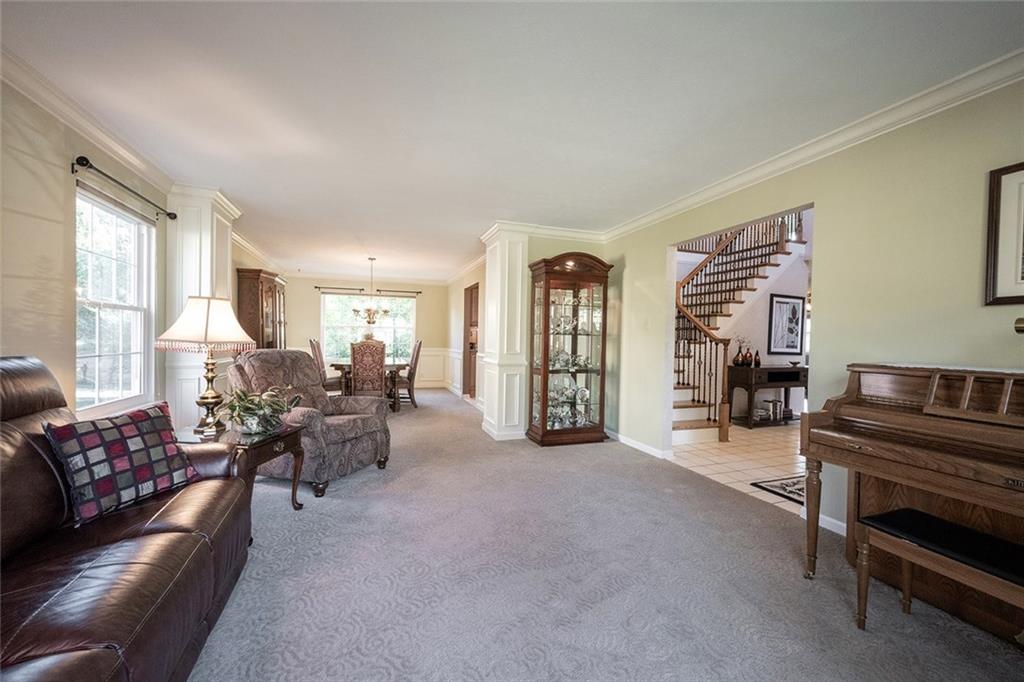 13253 Knoll Ridge Fishers, IN 46038 - Photo 11 of 60 Gallery Image 11