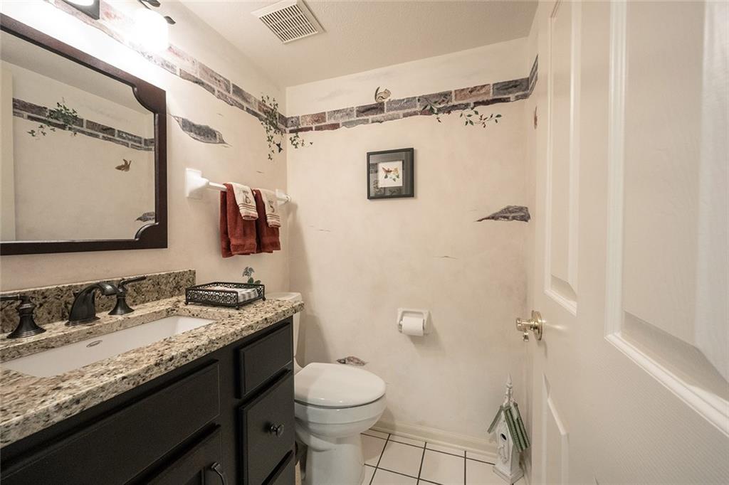 13253 Knoll Ridge Fishers, IN 46038 - Photo 16 of 60 Gallery Image 16