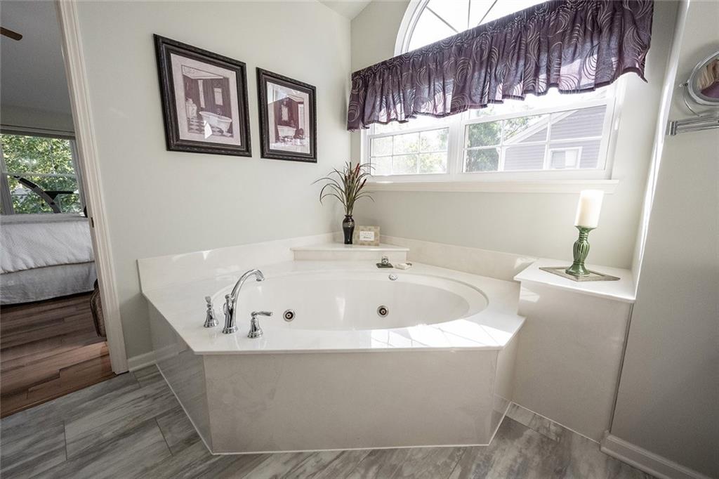 13253 Knoll Ridge Fishers, IN 46038 - Photo 37 of 60 Gallery Image 37