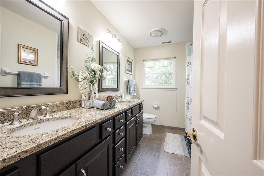 13253 Knoll Ridge Fishers, IN 46038 - Photo 42 of 60 Gallery Image 42