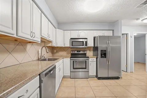 $1,850 | 2720 Sunrise Court, Unit 2, Orlando, FL 32806