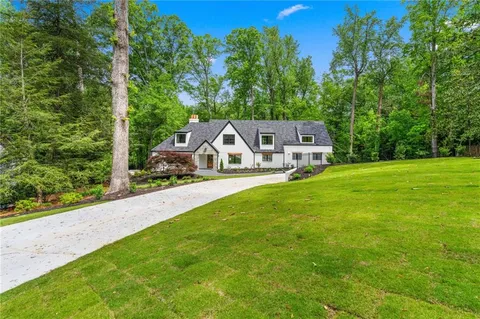 $2,500,000 | 1155 Peachtree Battle Avenue Northwest, Atlanta, GA 30327