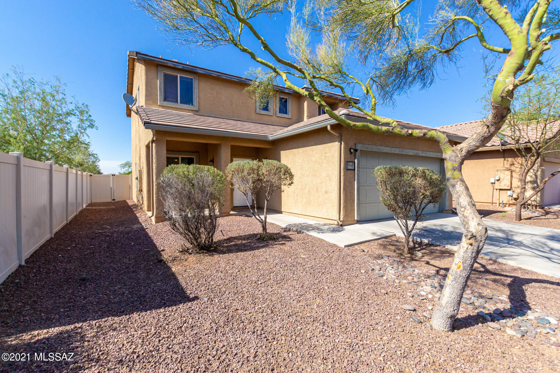 20812 East Frontier Road Red Rock, AZ 85145 - Photo 3 of 40
