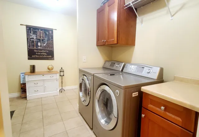 $320,000 | 2517 7th Avenue Southeast, Willmar, MN 56201