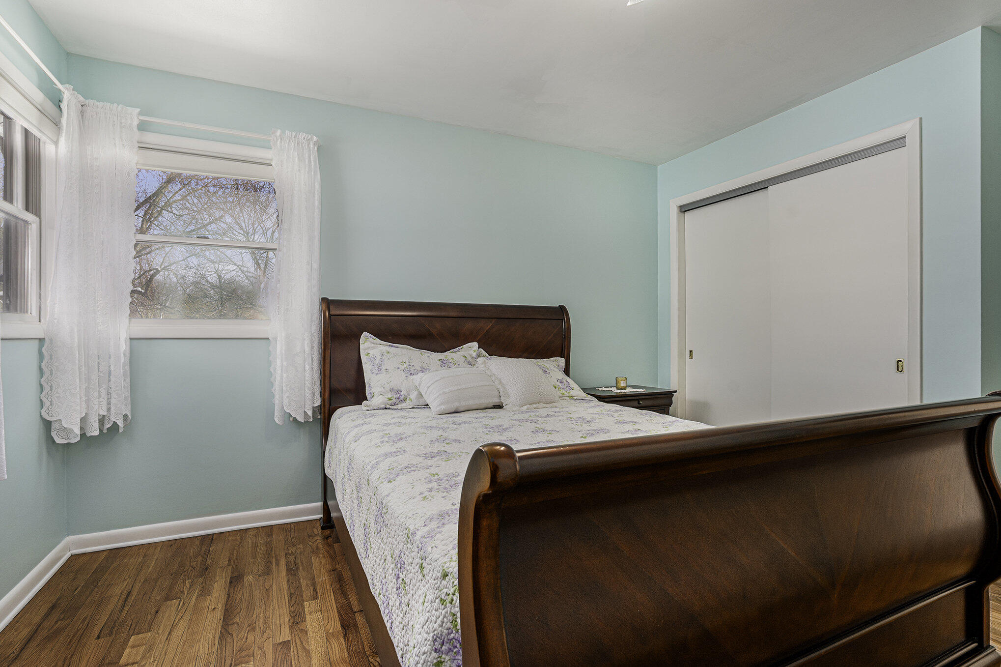 1400 Trebor Road St. Joseph, MI 49085 - Photo 11 of 28 Primary Bedroom