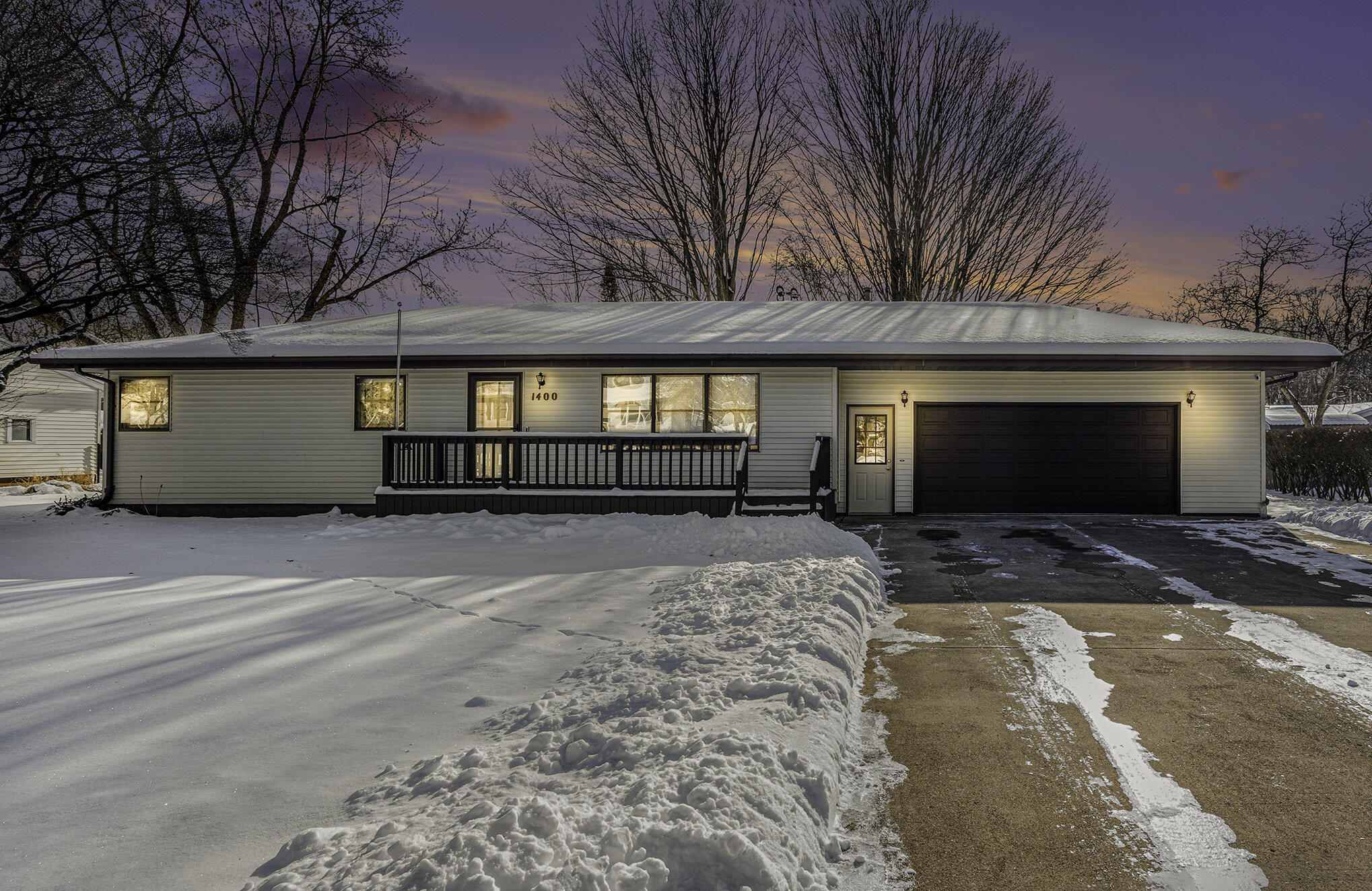 1400 Trebor Road St. Joseph, MI 49085 - Photo 28 of 28 Twilight Front View