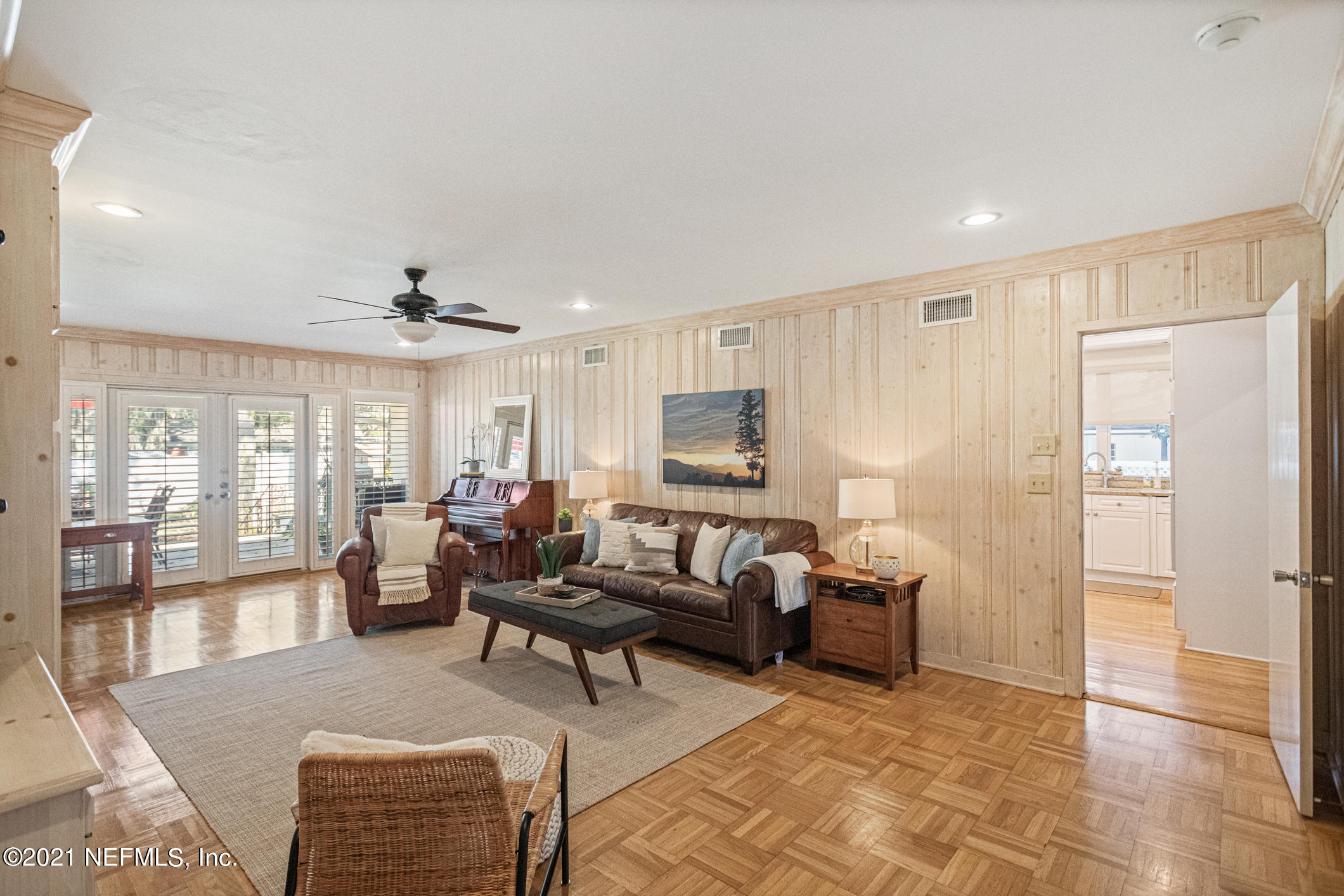 977 Waterman Road North Jacksonville, FL 32207 - Photo 18 of 44 977 Waterman Rd N (20).jpg-FULL