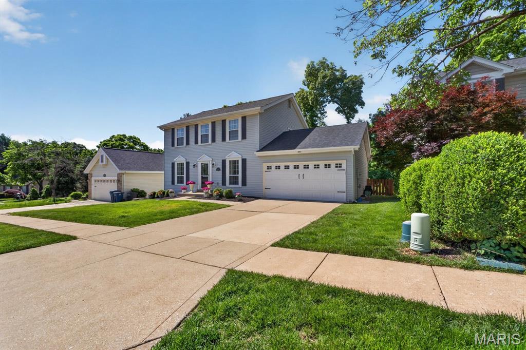 523 Rosewell Court Ballwin, MO 63021 - Photo 2 of 48