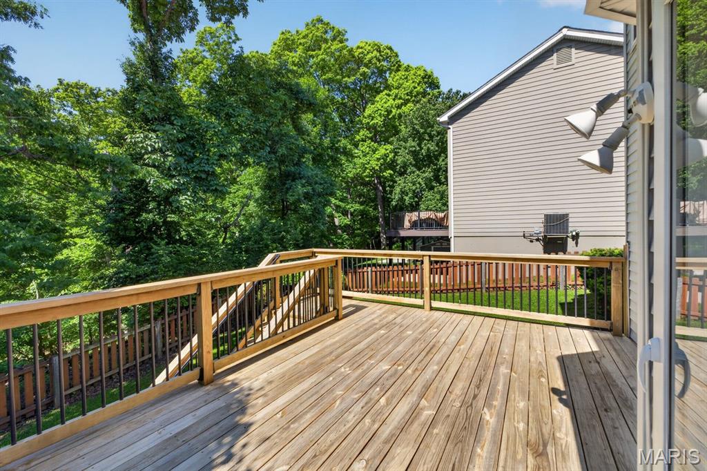 523 Rosewell Court Ballwin, MO 63021 - Photo 37 of 48