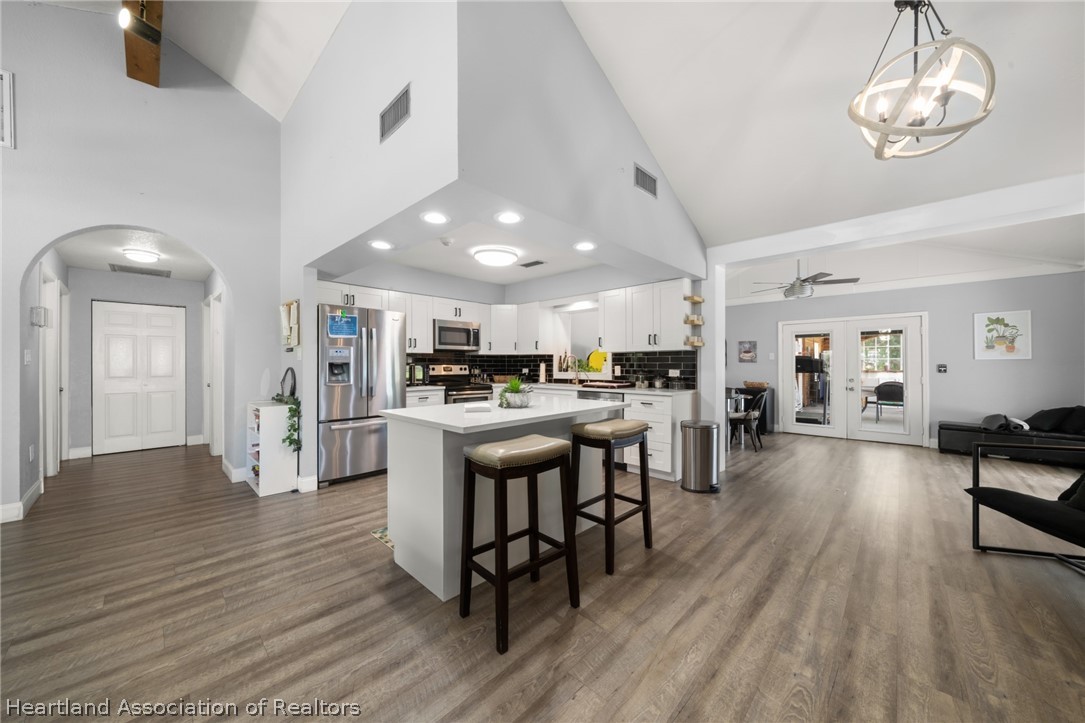 5731 Wolf Lake Road Sebring, FL 33875 - Photo 8 of 45
