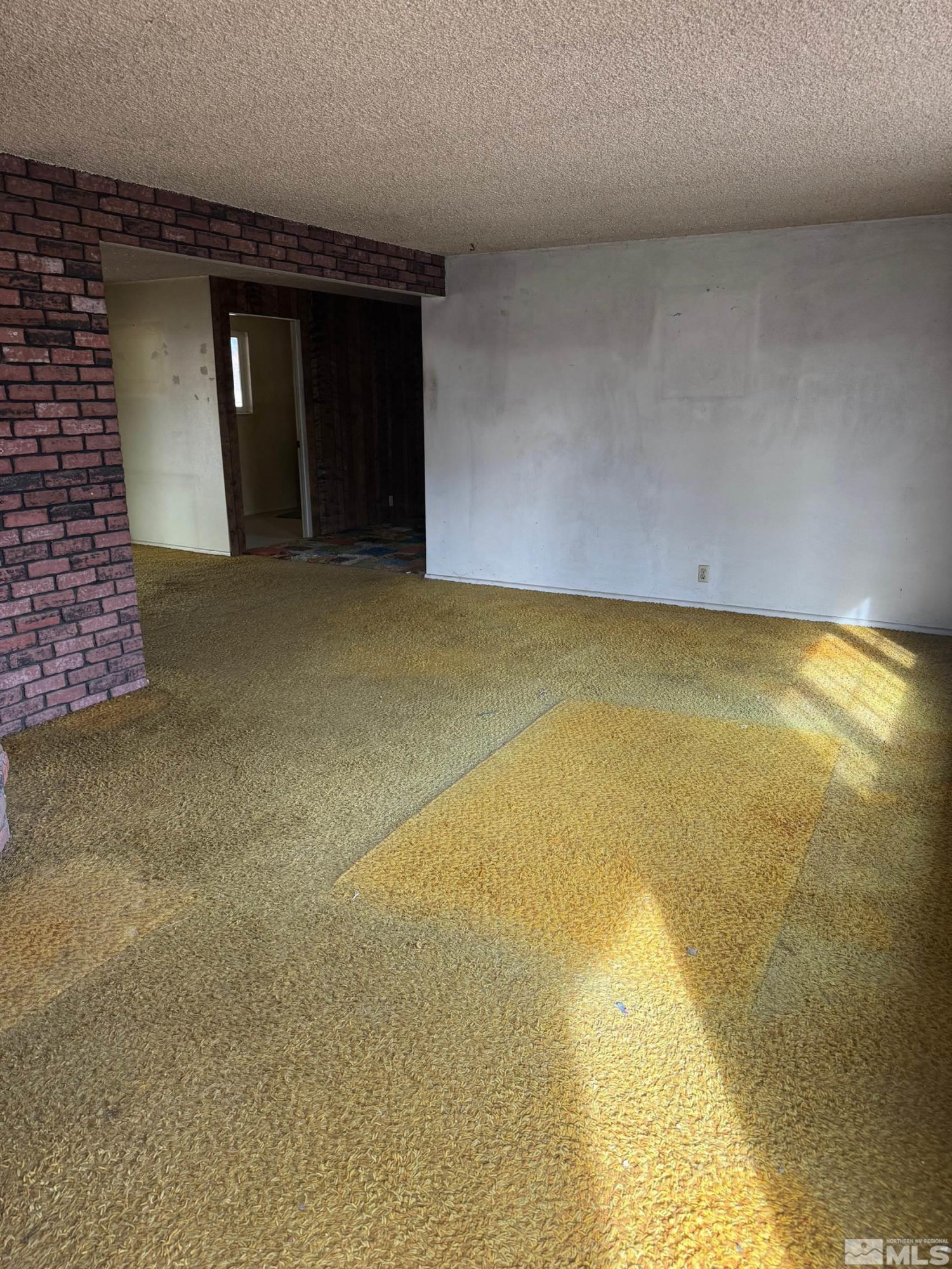 10765 Osage Road Reno, NV 89508 - Photo 11 of 22 a view of empty room with window