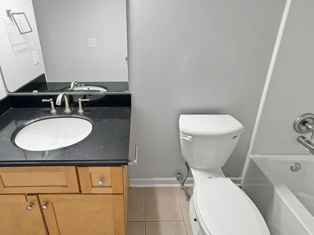 $2,345 | 9700 Thomas Avenue North, Brooklyn Park, MN 55444