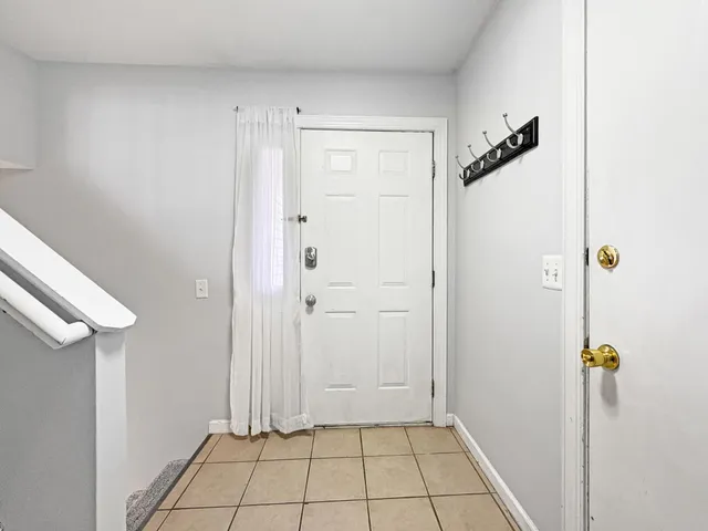 $2,345 | 9700 Thomas Avenue North, Brooklyn Park, MN 55444