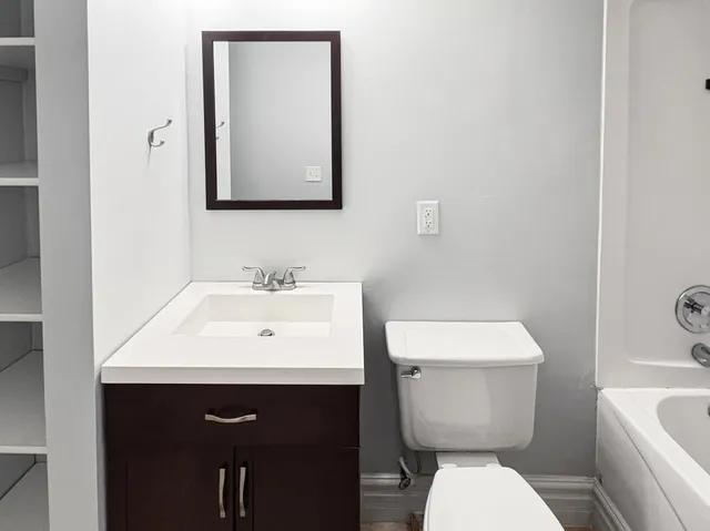 $2,345 | 9700 Thomas Avenue North, Brooklyn Park, MN 55444