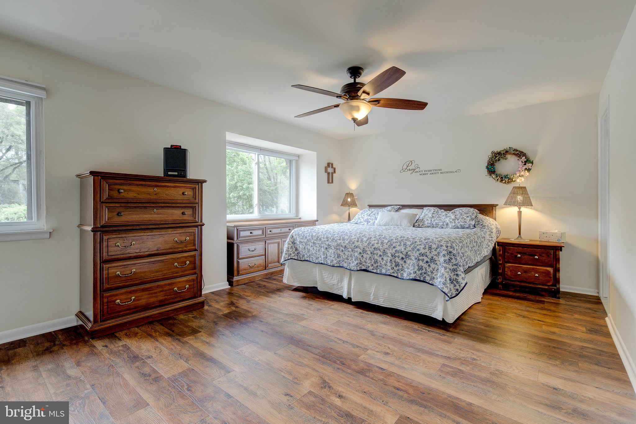 983 Putnam Boulevard, Unit 83 Wallingford, PA 19086 - Photo 15 of 27 Master Bedroom