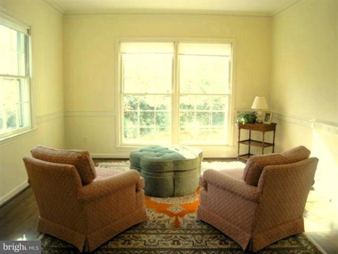 4518 35th Road North Arlington, VA 22207 - Photo 22 of 28 Library/Den/Morning Room